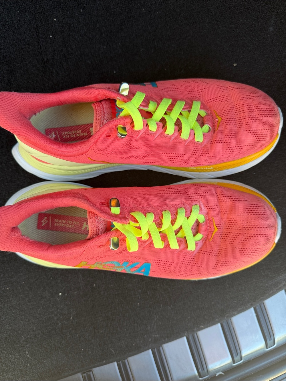 Hoka One One Mach 4 Pro Fly Hot Coral Size 8B - Picture 4 of 10